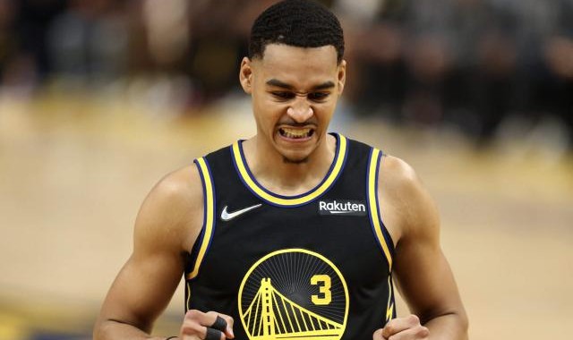 多人续约压力风雨欲来 勇士的营盘与底线牢不可破